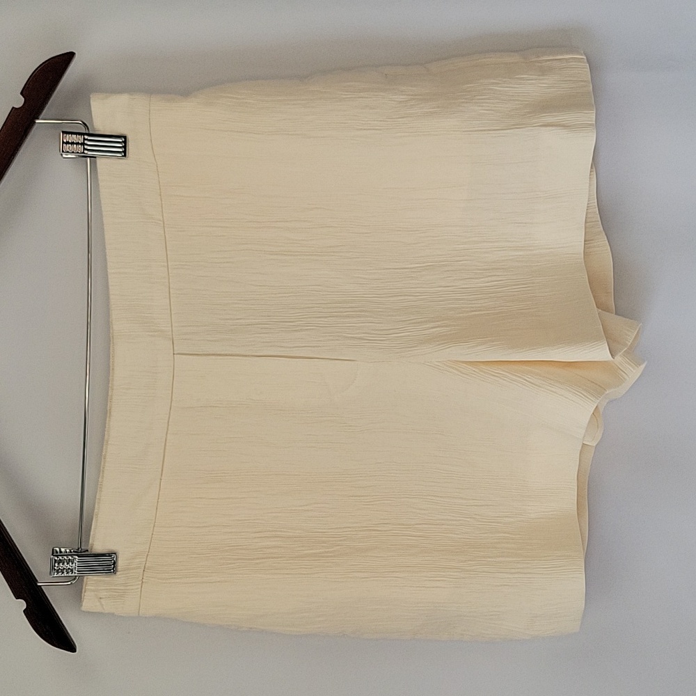 Reiss Lana- Plisse Shorts Cream Size 6